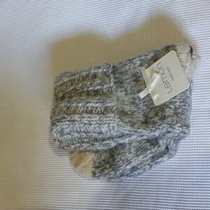 Lemon New Hand Knit Lounge Socks Gray white One Size Fits All Acrylic Wool NWT